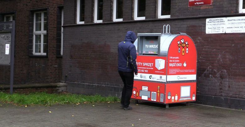 Mieszkańcy Bytomia mogą już korzystać z kontenerów na elektrośmieci, które zostały postawione w różnych punktach miasta