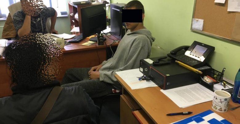 Poszedł z dziewczyną na domówkę. Pobili i okradli go bo... ubrudził łazienkę. Fot. Śląska Policja