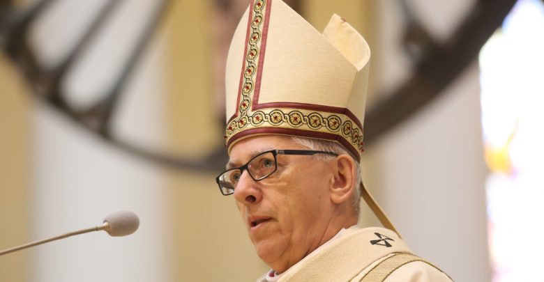 Abp Wiktor Skworc odniósł się do protestów i wezwał do modlitwy foto: Archidiecezja Katowicka/Krzysztof Gawor