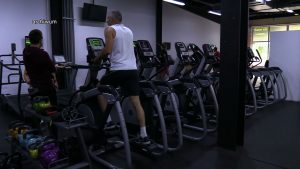 Siłownie, restauracje i centra handlowe czynne od 30 listopada? Rząd chce złagodzić obostrzenia