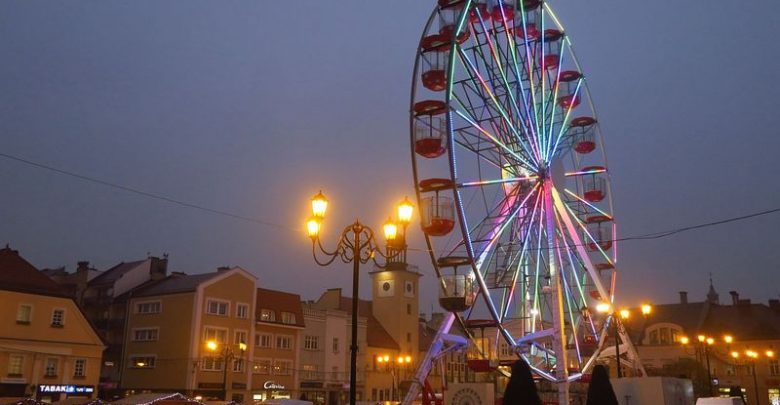 Rybnik: Ruszył Jarmark, a wraz z nim diabelski młyn (fot.UM Rybnik)