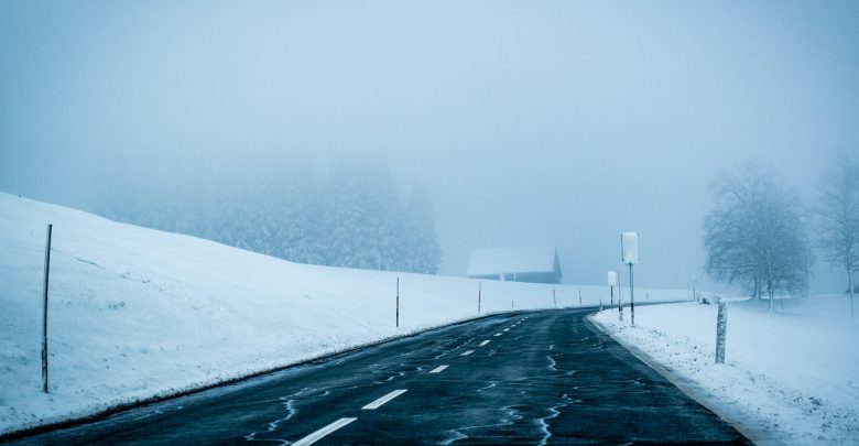 Synoptycy wydali ostrzeżenie meteo przed marznącymi opadami deszczu w województwie śląskim. A to oznaczać może jedno - gołoledź! (fot.pexels.com)