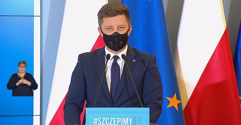 Seniorzy mogą od 15 stycznia rejestrować się do szczepień na COVID-19. Min.Dworczyk przedstawił harmonogram szczepień (fot.KPRM)