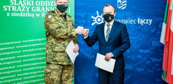 Straż Graniczna instaluje się w Sosnowcu. Będzie sprawdzanie paszportów? ;) (fot.UM Sosnowiec)