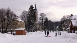 Ilu przedsiębiorców otworzy biznesy w Wiśle mimo zakazu? "Nie wytrzymamy do wiosny, mamy nóż na gardle"