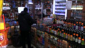 Wygląda jednak na to, że zakaz sprzedaży alkoholu w godz. 22.00-6.00 może zostać rozszerzony na kolejne dzielnice
