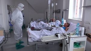 Zespół naukowców z WST w Katowicach bada nową metodę leczenia zwłóknienia płuc po COVID-19