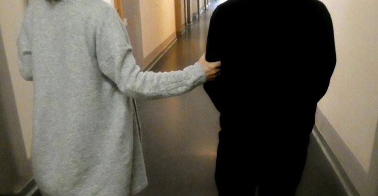 Zaatakował partnera swojej byłej dziewczyny. Użył gitary (fot.Policja Opolska)