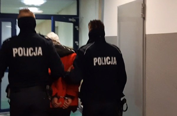 Będzin: 88-letnia seniorka przechytrzyła fałszywego policjanta. Fot. Policja Śląska