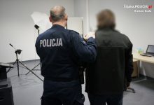 Bielsko: Prawie jak skok stulecia ;). 44-latek ukradł... boczek z wędzarni. Fot. Śląska Policja