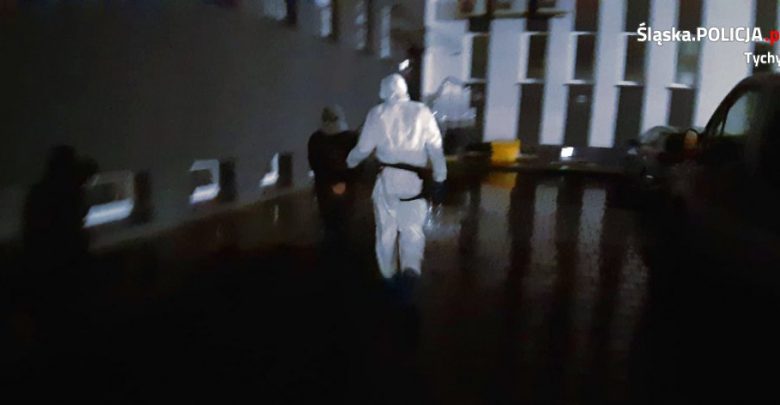Tychy: miała COVID-19 i chodziła po mieście mimo nakazu izolacji! Fot. KMP Tychy