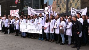 Mają dość bałaganu z egzaminami! Lekarze rezydenci zapowiadają protest 22 marca