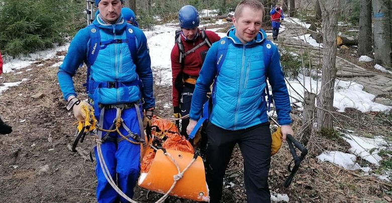 Kolejna interwencja GOPR Beskidy. Pomogli turystce na Babiej Górze. GOPR Beskidy