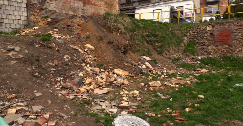 Przez jakiś czas straszył tu pusty teren po wyburzonym budynku. Wkrótce przy ul. Katowickiej w Bytomiu ma powstać park kieszonkowy.