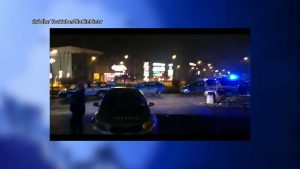 Nielegalna impreza w klubie w Jaworznie. 60 osób bez maseczek, policja przyjechała w maseczkach i z mandatami