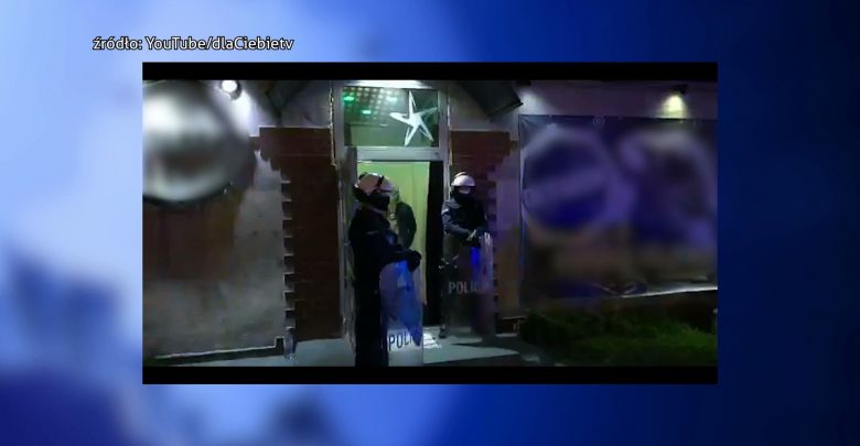 Nielegalna impreza na ponad 60 osób w centrum Jaworzna. Do zdarzenia doszło w sobotę ok. godziny 22:30. Wtedy policja otrzymała informację, że w jednym z klubów odbywa się impreza taneczna