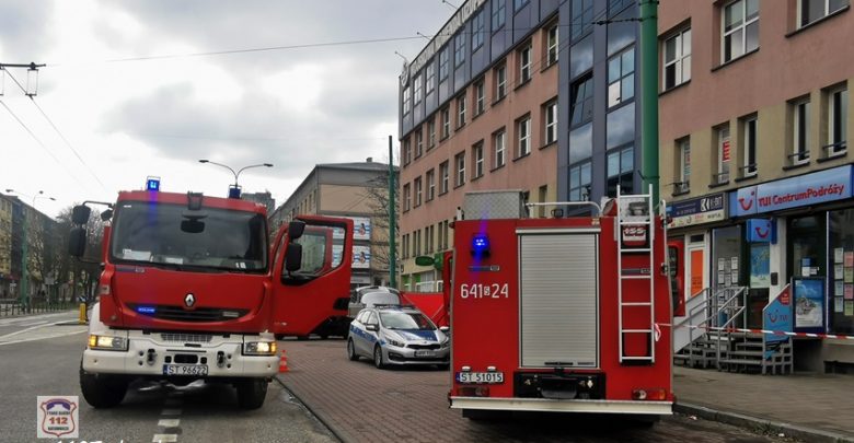 Tychy: Dramatyczna walka o życie 54-latka. Udało się! Mężczyzna żyje (fot.Śląska Policja/112Tychy.pl)
