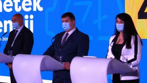 Marszałek i zarząd województwa śląskiego podsumowują połowę kadencji i chwalą się sukcesami