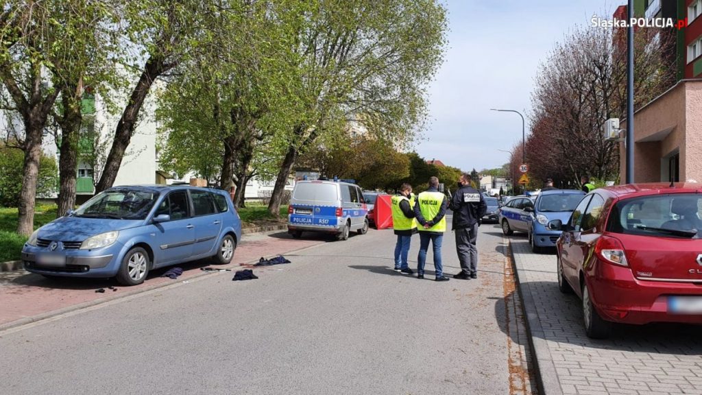 Podczas legitymowania dziwnie zachowującego się mężczyzny zginął dzisiaj policjant. Ta informacja rano obiegła wszystkie media. 43-letni policjant zginął podczas pełnienia służby w Raciborzu (fot.KWP Katowice)