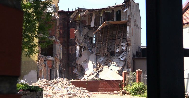 Wymiana stropów na żelbetowe przyczyną zawalenie się kamienicy w Chorzowie? Specjaliści wskazują właśnie na to