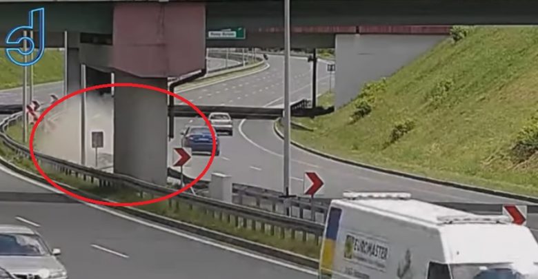 Zakręt Mistrzów w Rudzie Śląskiem przyciąga wypadki jak magnes. Tym razem motocyklista fot: Business Control MONITORING