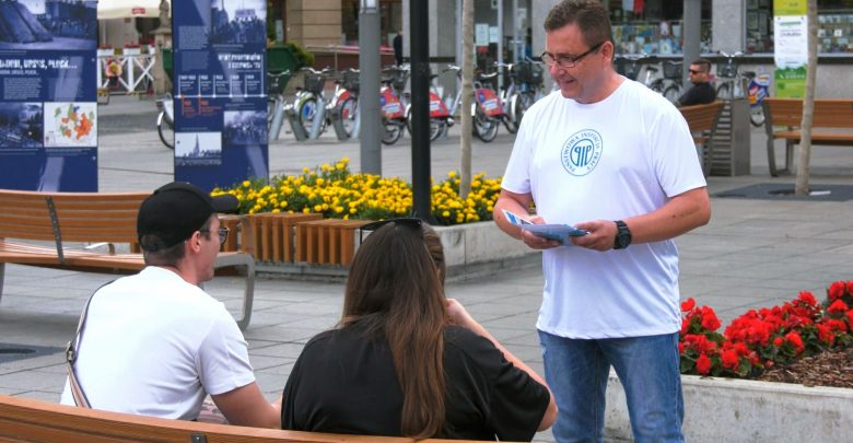 Co młodzi muszą wiedzieć o prawie pracy i prawach pracownika? W Katowicach ruszyła specjalna akcja