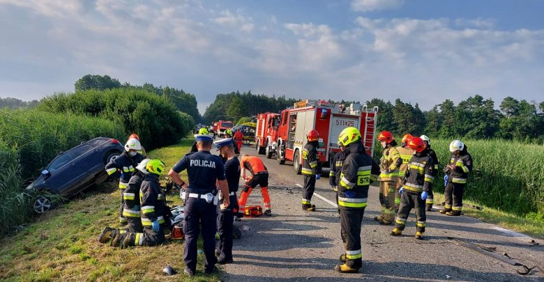 Dramatyczny wypadek z udziałem 10 osób. Sprawczyni miała 4 promile (fot.Policja Łódzka)