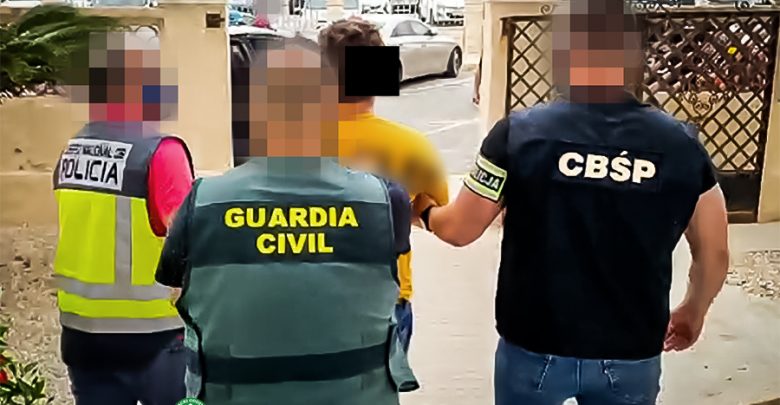 Działali na terenie Polski i Hiszpanii. Do naszego kraju przemycili ponad tonę marihuany. Gang rozbity (fot.policja.pl)