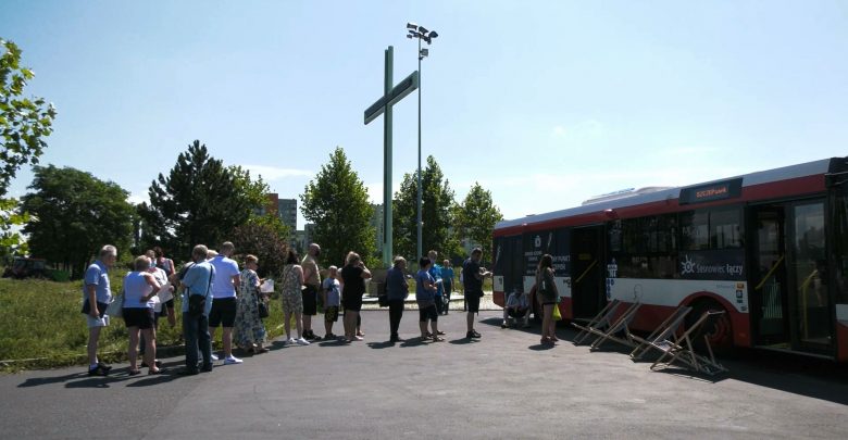 Walka o populacyjną odporność. Akcje szczepień organizowane nawet w parafiach!