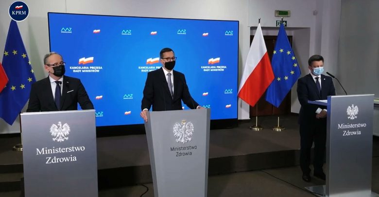 Coraz więcej przypadków covid-19, czy będą nowe obostrzenia? (fot.poglądowe gov.pl)