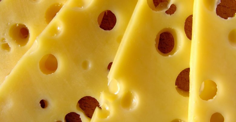 Obrobił otwarty samochód. Pójdzie siedzieć za 2 kilogramy sera (fot.poglądowe/www.pixabay.com)