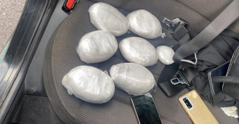 Kolejni pseudokibice jednego ze śląskich klubów zatrzymani. Razem z nimi w ręce policjantów ze spec-grupy, rozpracowującej gang, wpadło kilka kilogramów narkotyków (fot.KWP Katowice)