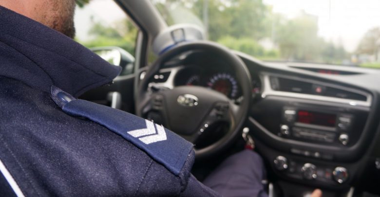 14 lat na karku, za plecami pasażer, gaz w opór i ucieczka przed policją. Niecodzienny pościg w Jastrzębiu-Zdroju! (fot.policja)