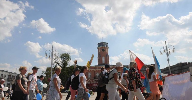 Pielgrzymka za pielgrzymką. W tym miesiącu do Częstochowy pójdzie ich aż 145. Fot. UM Częstochowa