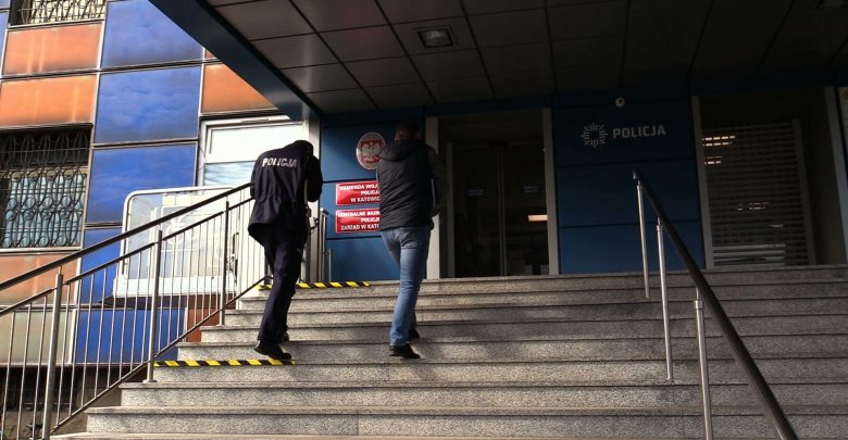 Śląska policja pomogła odbić Polskę, więzioną w Tunezji. Mężczyzna, którą ją zwabił chciał pieniędzy