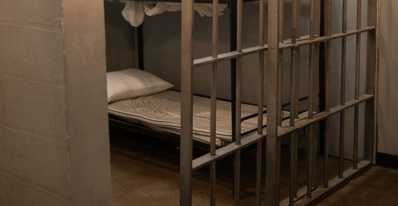 Niecodzienny projekt w Rudzie Śląskiej. Więźniowie w Szkole Życia pomagają przy osobach niepełnosprawnych (fot.pexels.com - poglądowe)