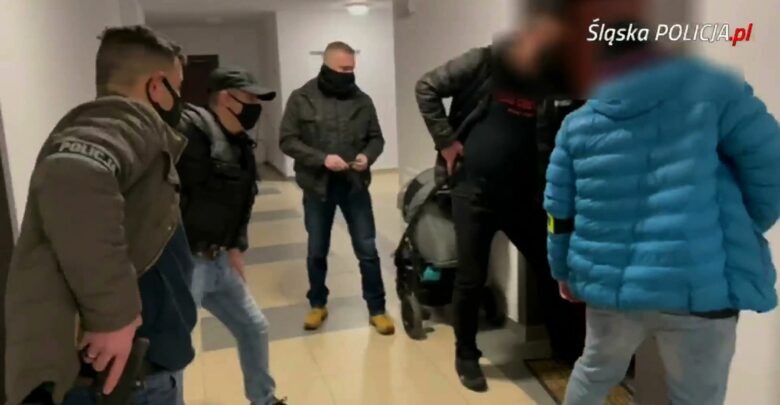 Podstępem zwabili go na parking przed marketem. Jest akt oskarżenia ws. porwania mieszkańca Jaworzna