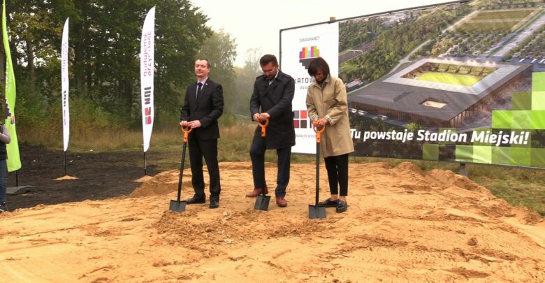 Powstaje nowy stadion miejski w Katowicach. Dzisiaj oficjalnie ruszyła budowa. Nowy obiekt ma pomieścić 15 tysięcy kibiców