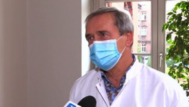Dr Hamankiewicz do antyszczepionkowców: Ci, którzy się nie zaszczepili są odpowiedzialni za śmierć tych, którzy dzisiaj giną!