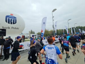 Zimno im nie straszne. Na PKO Półmaratonie Gliwickim frekwencja dopisała