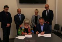 Wyższa Szkoła Techniczna w Katowicach i Piekarskie Centrum Medyczne łączą siły. Studenci kierunków lekarskich będą praktykować w Piekarach