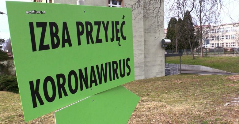 1800 łóżek covidowych na Śląsku do 22 listopada. Region szykuje się na kulminację czwartej fali