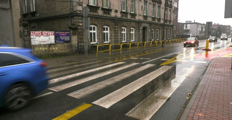 Bytom: Była dwa, jest jeden, będą znowu dwa. Ruletka z pasami ruchu na Karola Miarki trwa w najlepsze