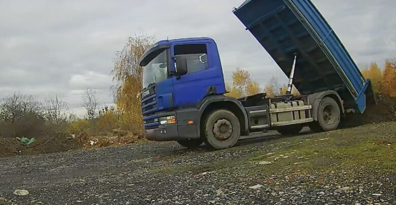 Bytom: Miasto walczy z nielegalnymi składowiskami śmieci. Coraz gorzej wokół ROD-ów (fot.UM Bytom)