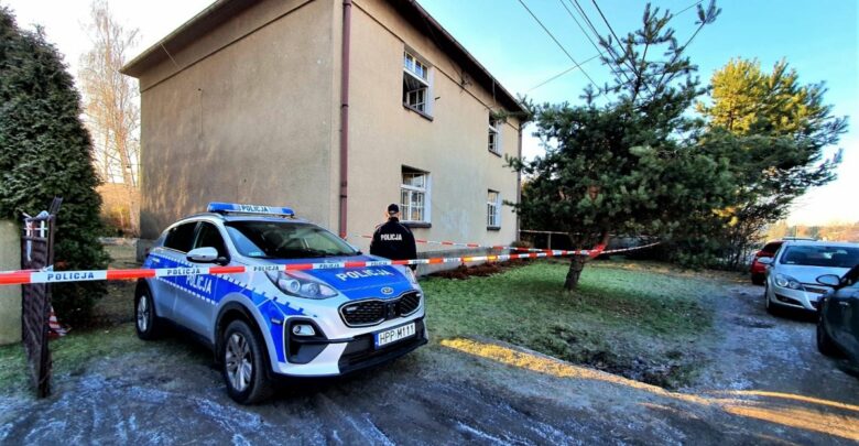 Tragiczny pożar w Orzeszu. W piwnicy znaleziono ciało mężczyzny (fot.Śląska Policja)
