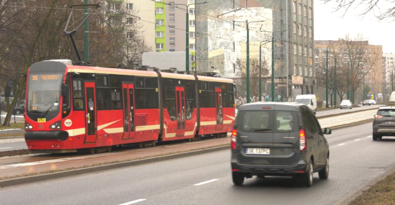 Tak zwane „Lekcje Obywatelskie” przeprowadzili również prezydenci największych miast w Polsce – między innymi prezydent Warszawy Rafał Trzaskowski.