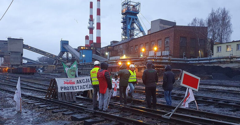 Trwa blokada wysyłki węgla z PGG. Rozmowy związkowców z zarządem zakończyły się fiaskiem