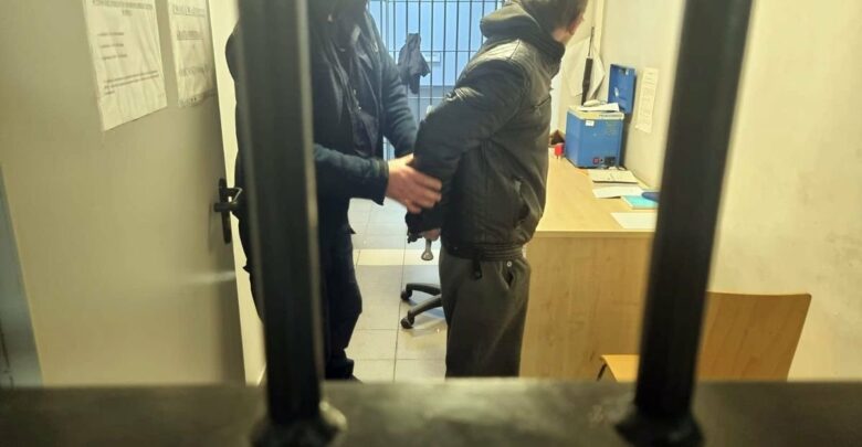 Rybnik: Ukradł puszkę WOŚP. Ekspedientce groził śmiercią. Grozi mu nawet 18 lat więzienia (fot.Śląska Policja)