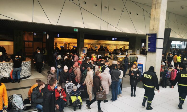 Uchodźcy na dworcu, Katowice