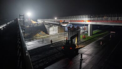 Budowa wiaduktu kolejowego nad A1